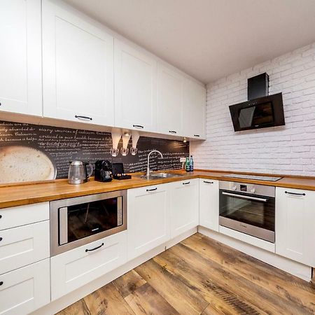 Apartament Ten By Your Freedom Warsaw Exterior photo